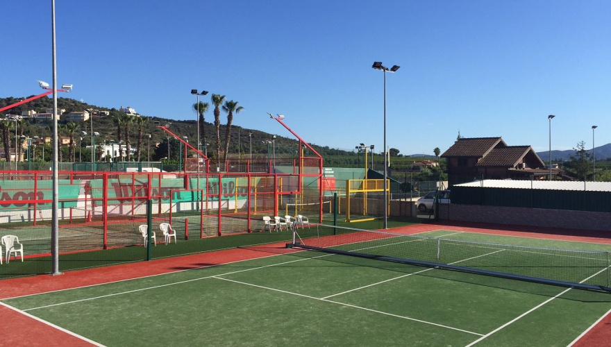 instalacion-cesped-pista-tenis