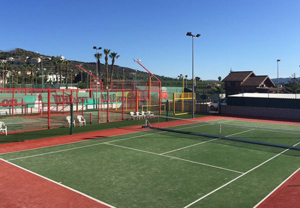 Pistas de tenis de césped artificial